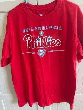 Philadelphia Phillies t shirt. size large vintage